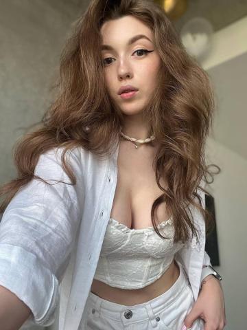 Камилла Сараи